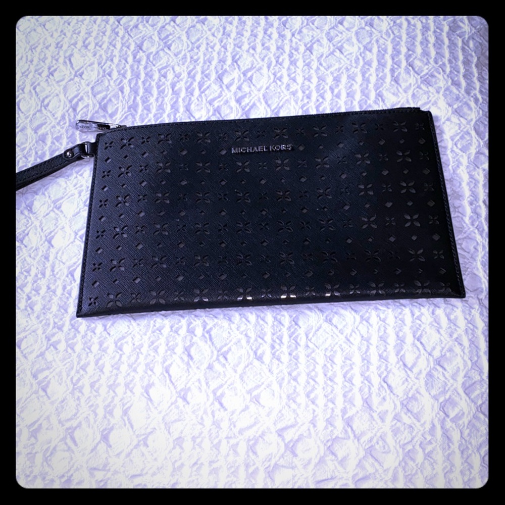 Michael Kors large Wristlet black and silver